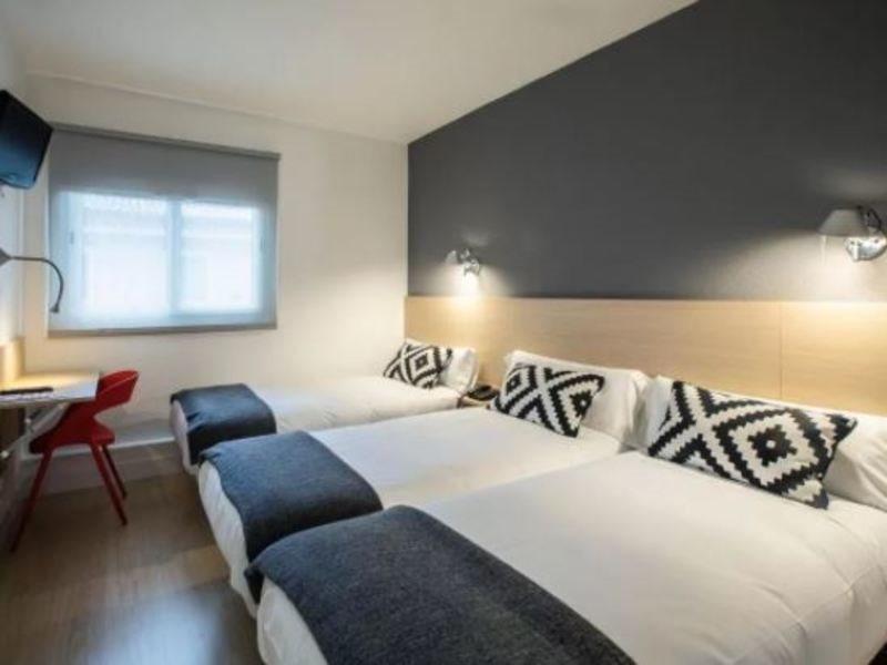 Hotel Burlada Εξωτερικό φωτογραφία