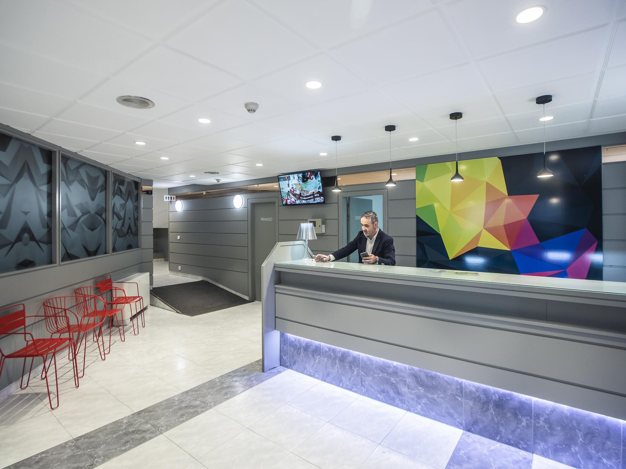 Hotel Burlada Εξωτερικό φωτογραφία