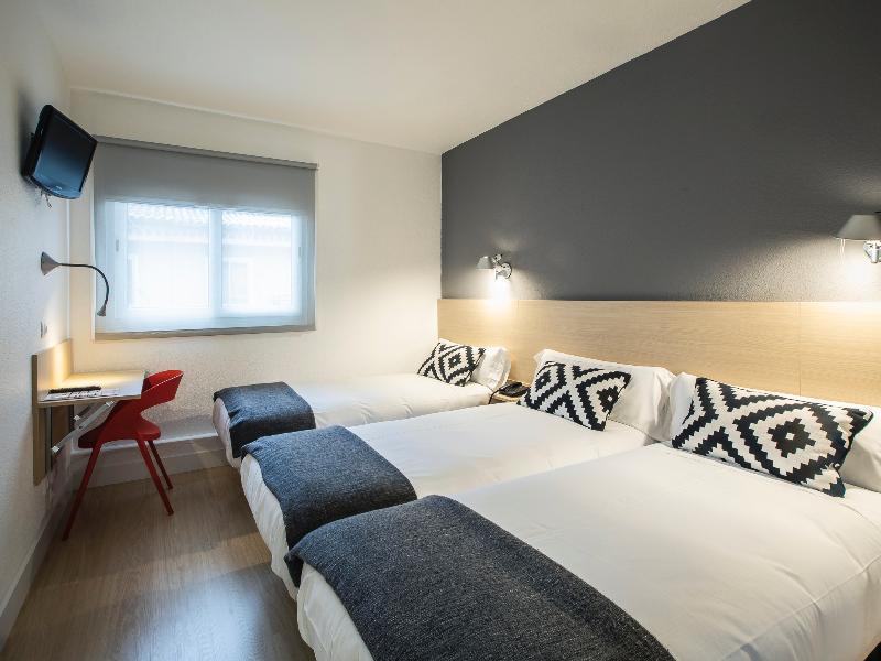 Hotel Burlada Εξωτερικό φωτογραφία